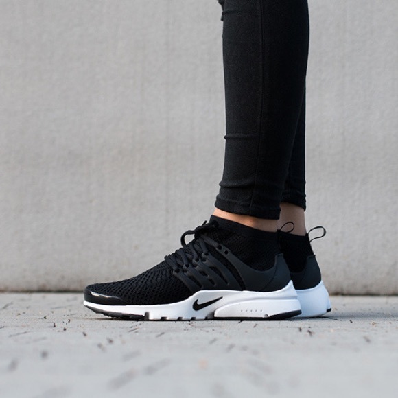 air presto flyknit ultra sneaker